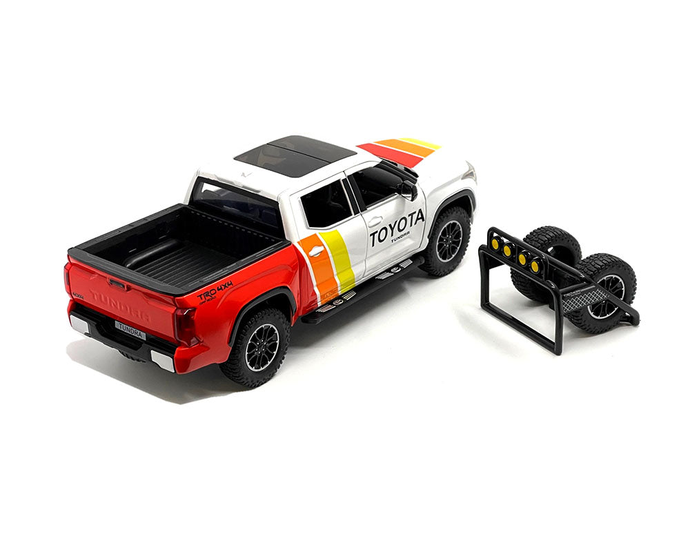 MiJo Exclusives 1:24 2023 Toyota Tundra TRD Off-Road 4×4 – White with Stripes