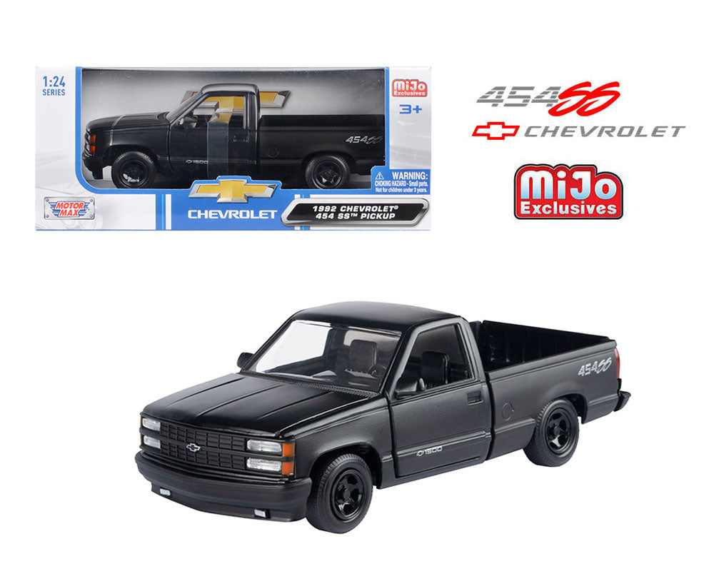 Motormax 1:24 1992 Chevrolet 454 SS Pick Up Truck – Matte Black – Mijo Exclusives